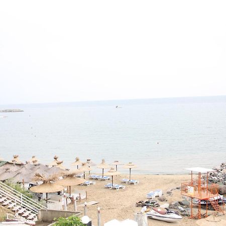 Iris Beach Hotel Sveti Vlas Buitenkant foto