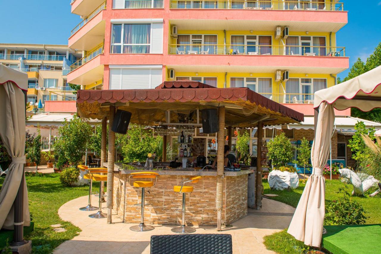 Iris Beach Hotel Sveti Vlas Buitenkant foto